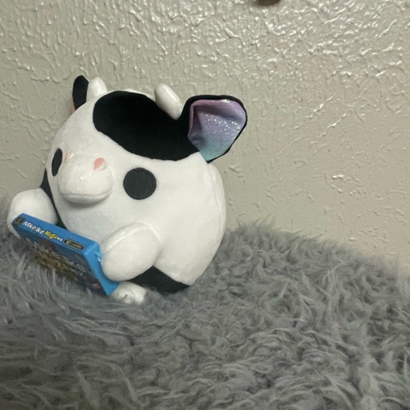 Snackle Daisy the Cow - Picture 3 of 4